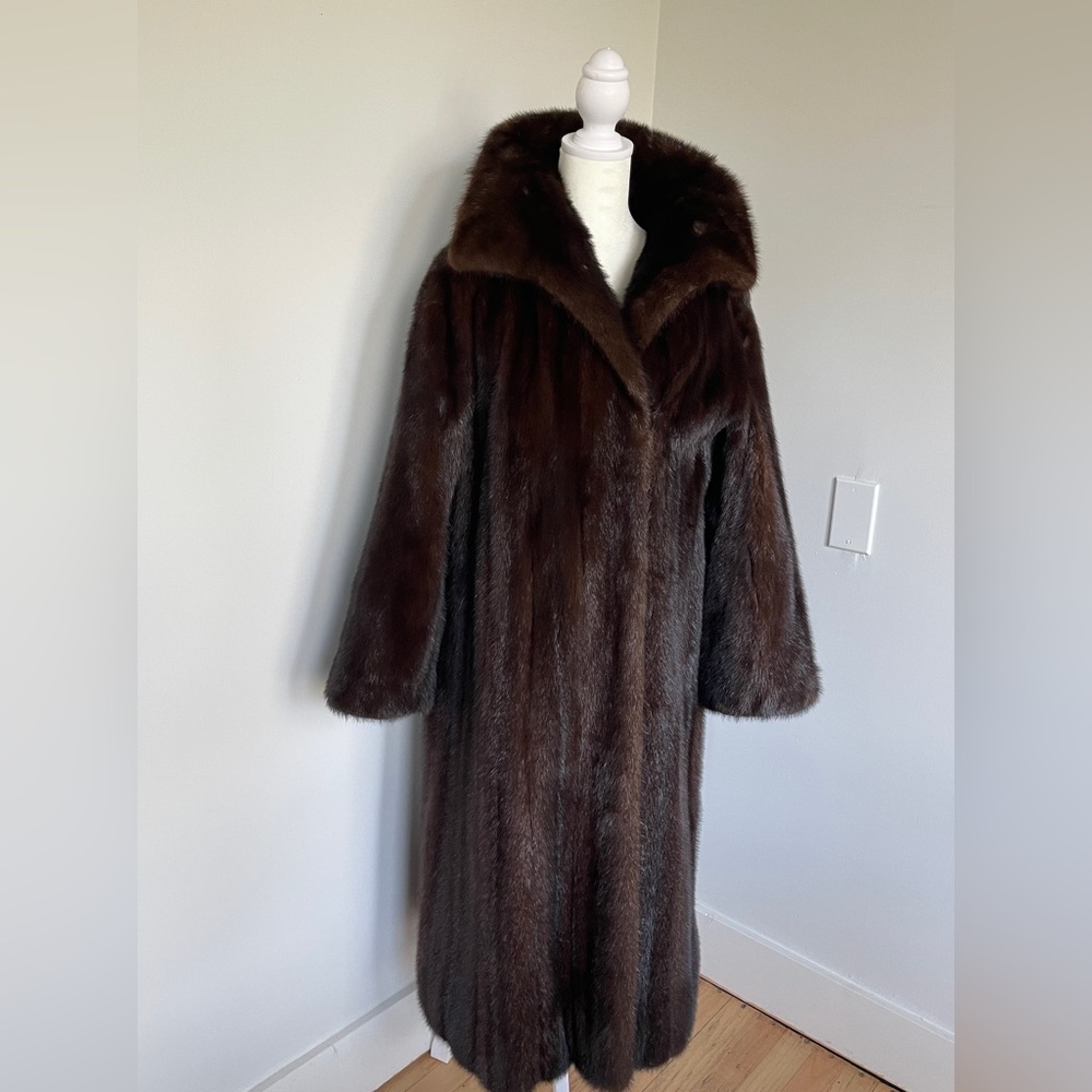 Sold : Classic High End Mahogany Mink Coat.(M)